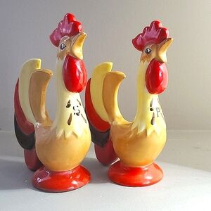 1960 Coq Rouge Rooster Salt & Pepper Shaker Set Holt Howard